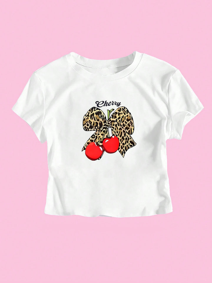 Damen Crop-T-Shirt mit verspieltem Leoparden-Schleifenmotiv und fruchtigem Print Drune