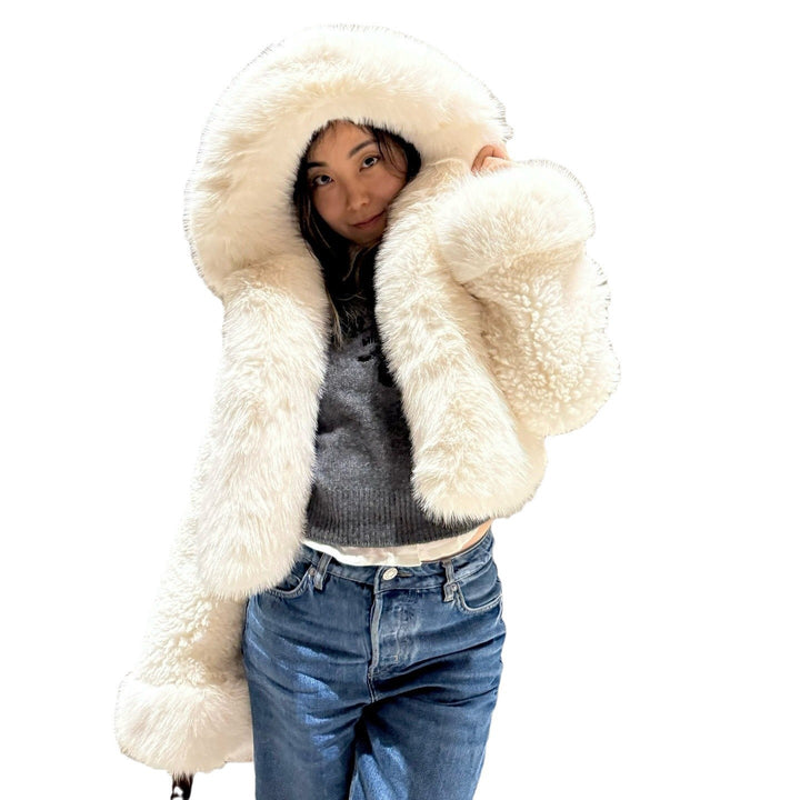 Damen Kunstfelljacke mit luxuriösem Kapuzendesign Drune
