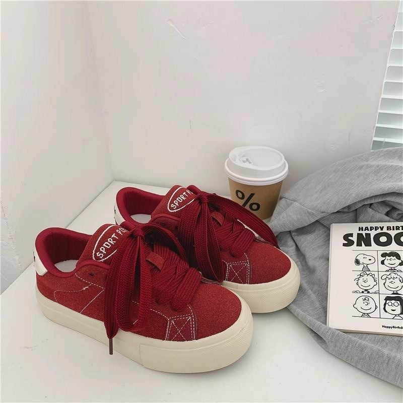 Damen Sportliche Sneakers aus hochwertigem Wildleder mit bequemen Schnürdetails Drune