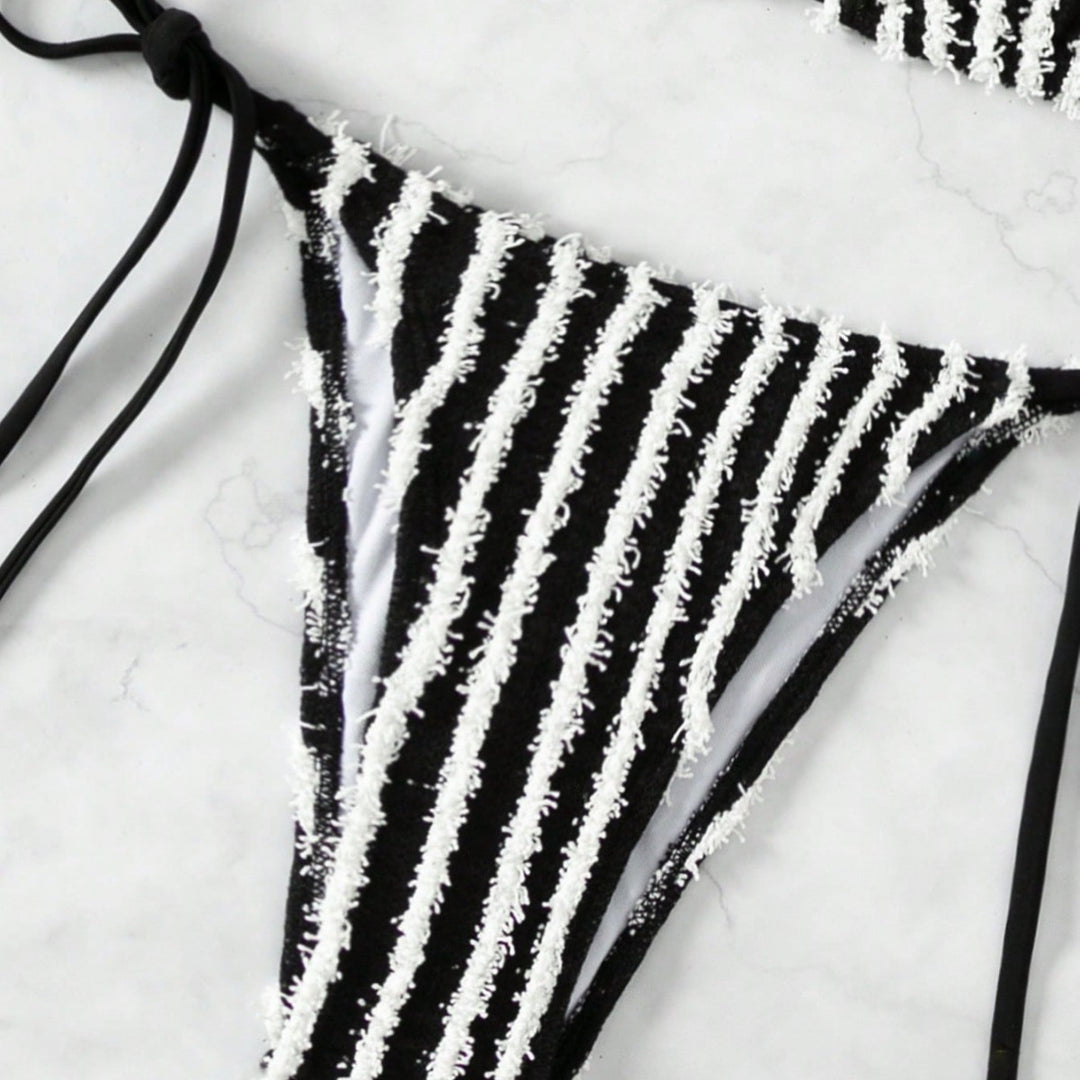 Damen Triangel-Bikini mit auffälligem Streifenmuster Drune