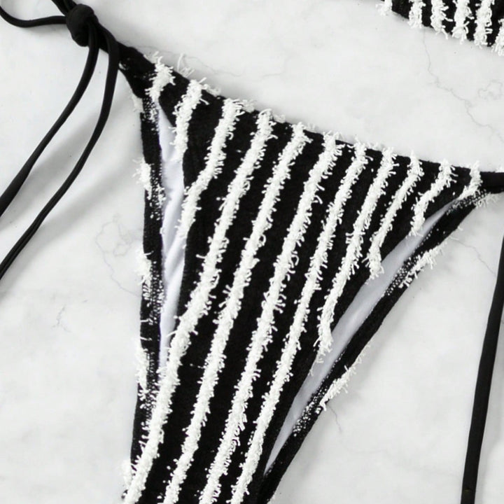 Damen Triangel-Bikini mit auffälligem Streifenmuster Drune