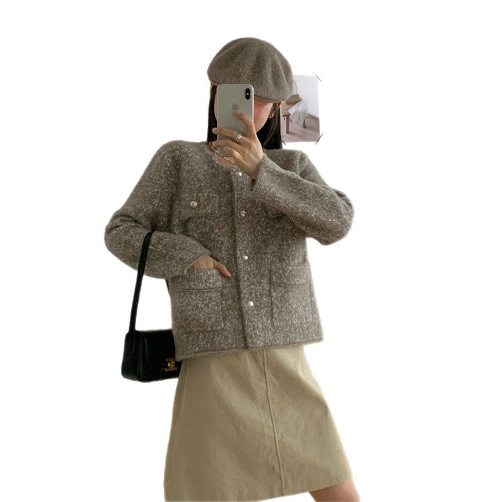 Damen kuschelige Strickjacke mit Perlenknöpfen und praktischen Taschen Drune