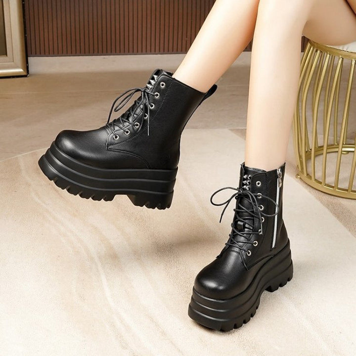 Damen Plateau-Stiefel mit robustem Sohlenprofil und hohem Absatz Drune