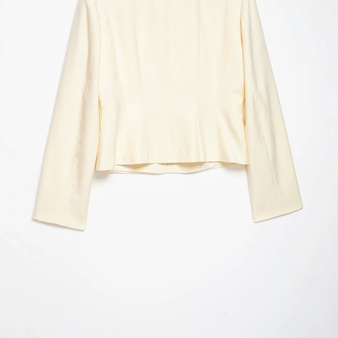 Damen Cropped Militärblazer mit Stehkragen, Zierstreifen und goldenen Statementknöpfen Drune