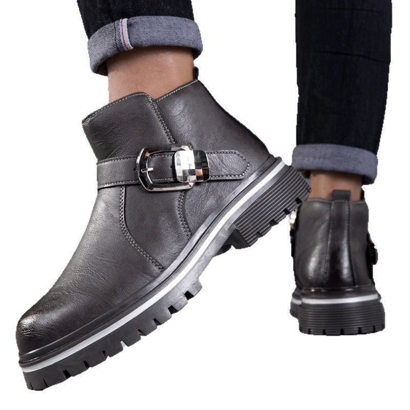 Herren knöchelhohe Lederoptik-Stiefelette mit dekorativer Metallschnalle und profilierter Gummisohle Drune
