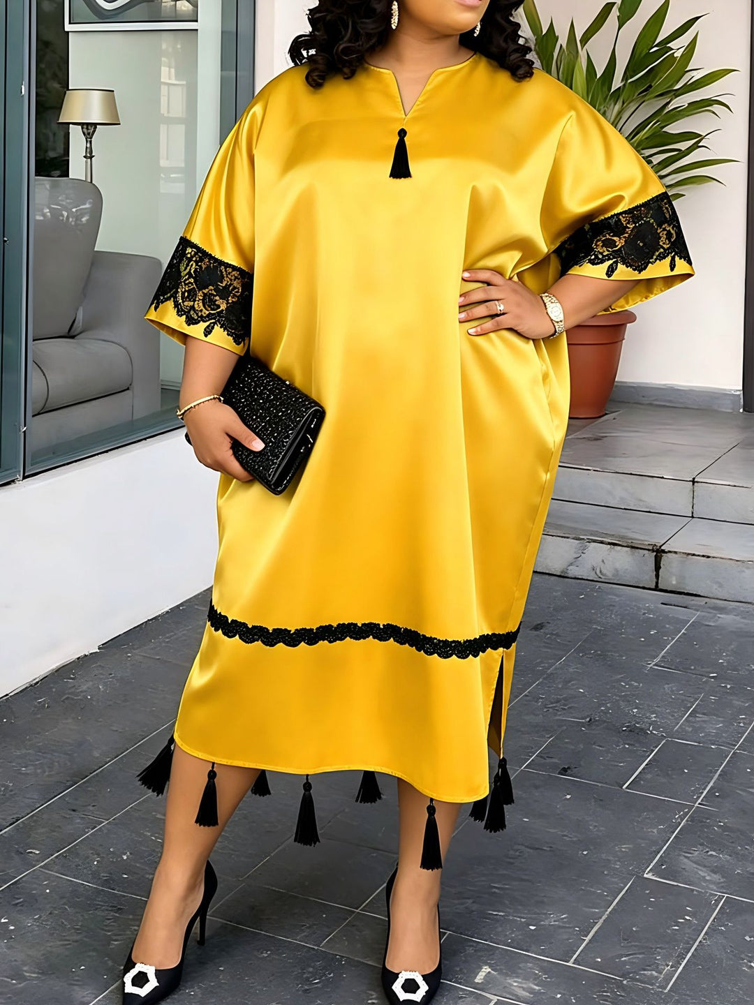 Damen elegantes Kaftankleid mit raffinierten Spitzenärmel und dekorativen Quasten Drune