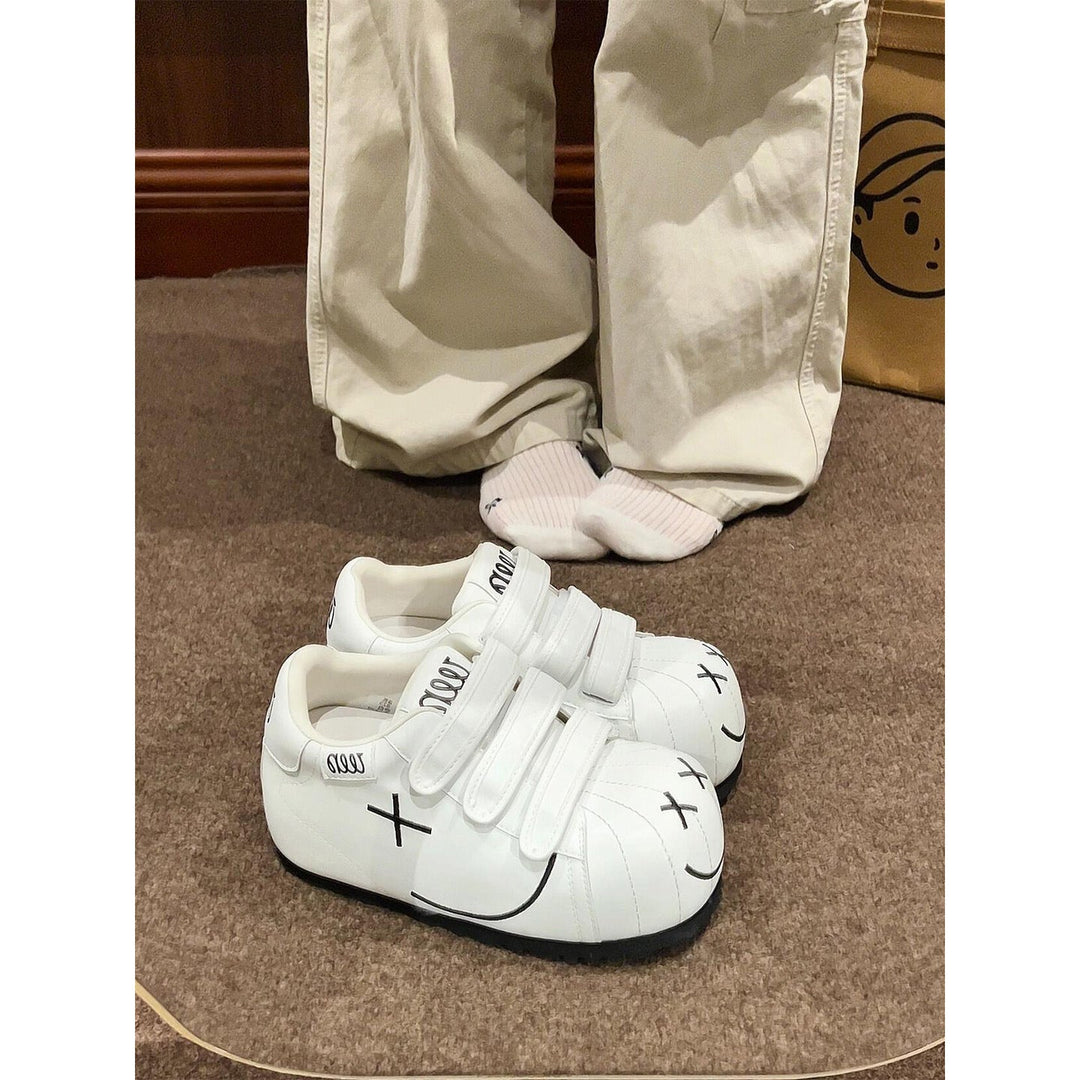 Damen Sneakers mit praktischem Klettverschluss und verspieltem Design Drune