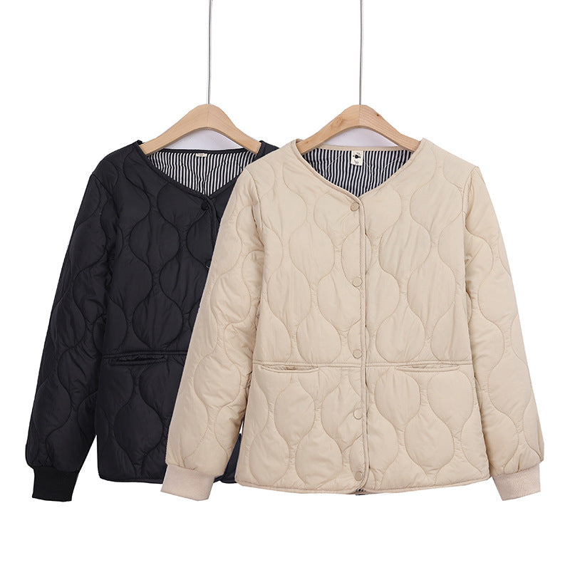Damen nan gesteppte leichte Steppjacke mit Rundhals, Druckknopfverschluss und Rippbündchen Drune