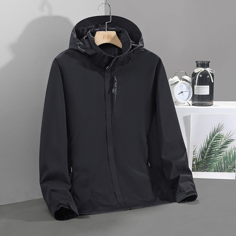 Herren Leichte wasserabweisende Softshell‑Außenjacke mit verstellbarer Kapuze und Sturmleiste Drune