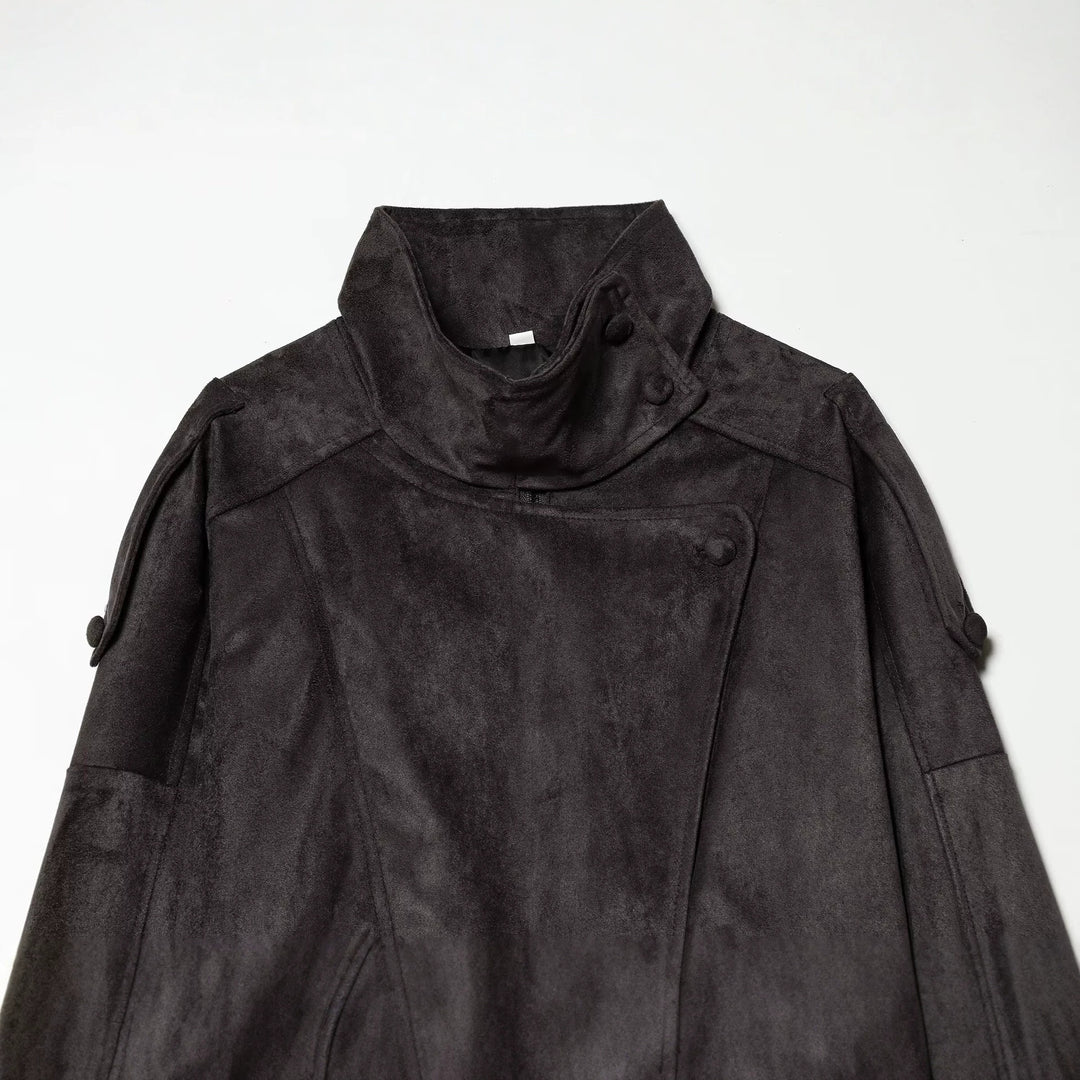 Damen Kurze Velours‑Optik Bomberjacke mit hohem Stehkragen und asymmetrischer Knopfleiste Drune