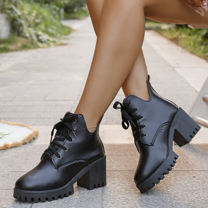 Damen Schnürstiefeletten mit robustem Blockabsatz und rutschfester Sohle Drune
