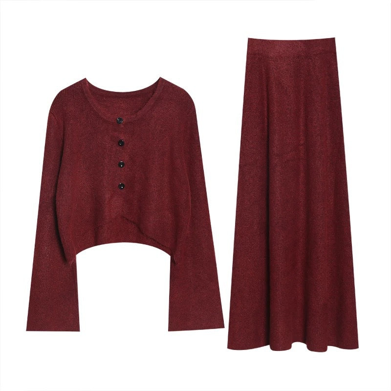 Damen lässiges Crop-Top mit feinen Knopfdetails und passendem Maxirock Drune