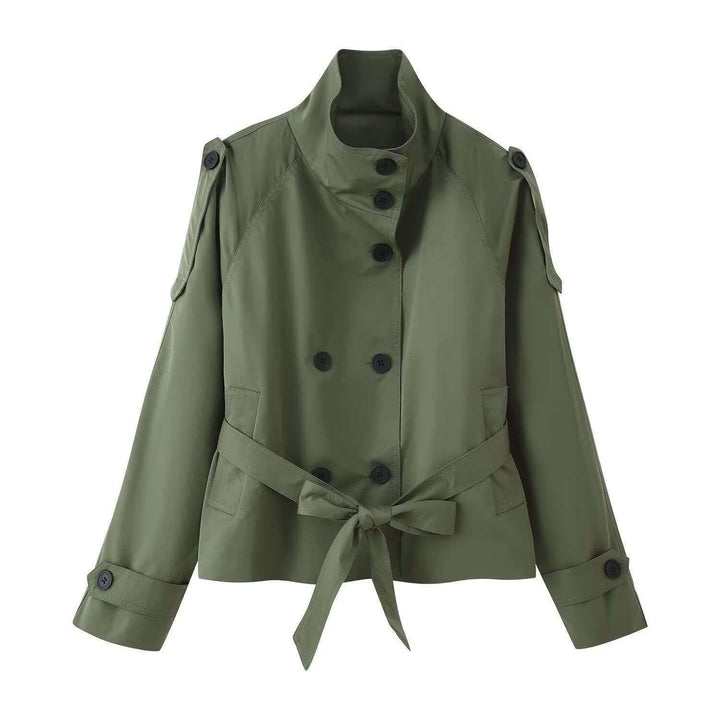 Damen nan kurztaillierte Trenchjacke mit hohem Stehkragen, doppeltreihiger Knopfleiste und taillierbarem Bindegürtel Drune