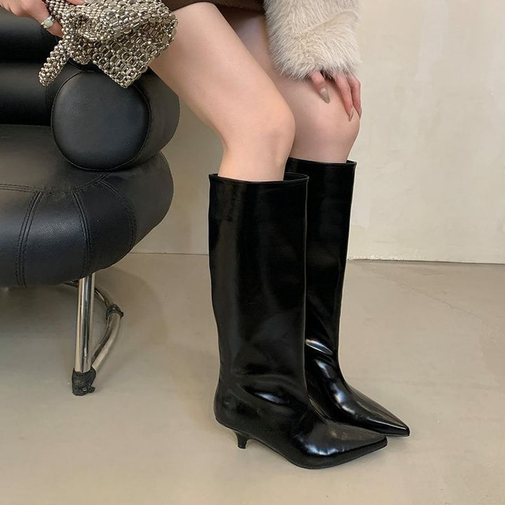 Damen Kniehohe Lackstiefel mit spitzer Zehenform und sculpted Kittenabsatz Drune