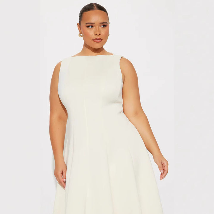 Damen Elegantes zeitloses Cocktailkleid mit schwingendem Rock und minimalistischer Silhouette Drune