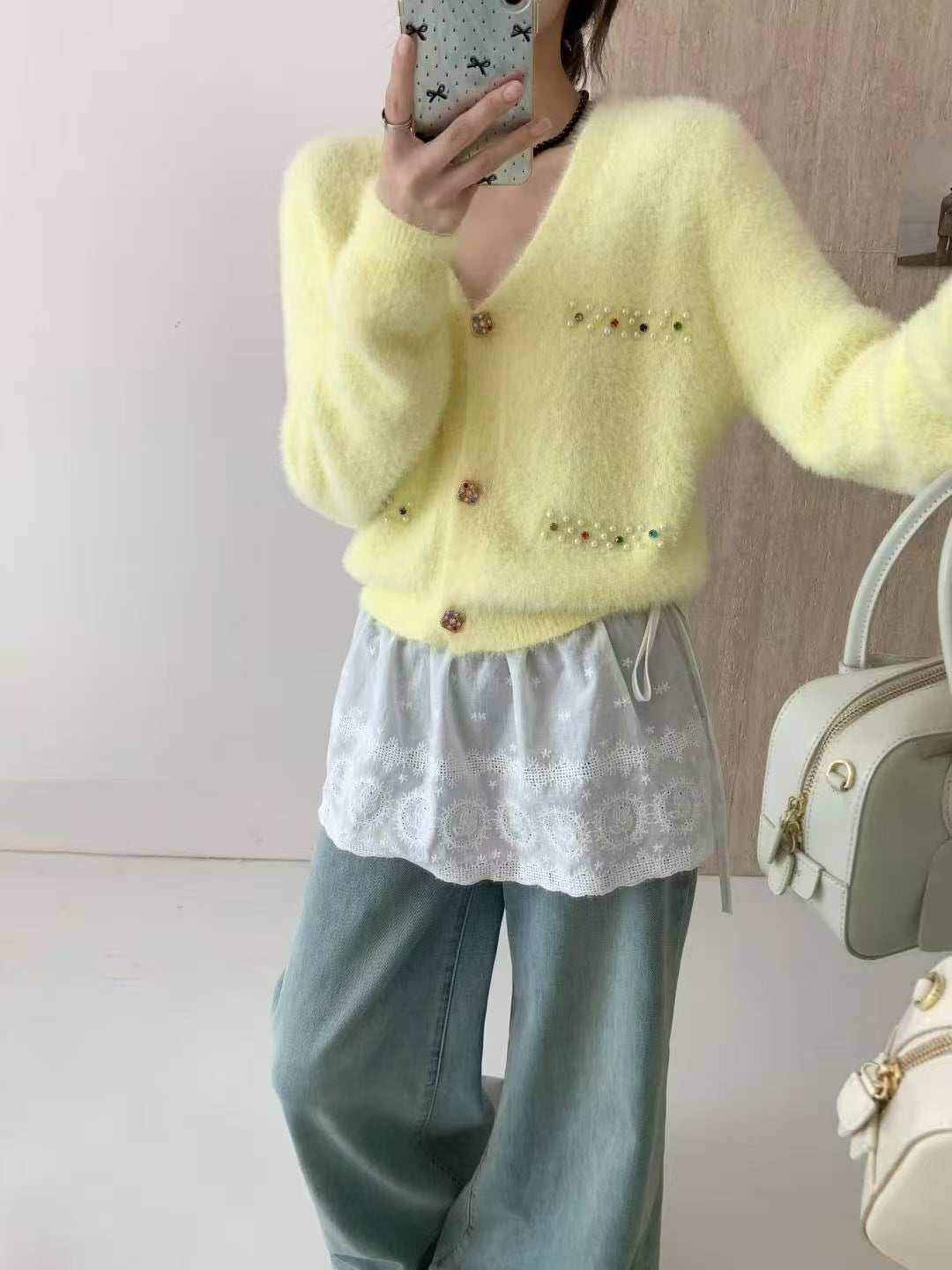 Damen Verspielter V-Ausschnitt Cardigan mit Perlen Drune