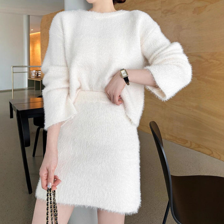 Damen Kuscheliger Flausch-Zweiteiler mit Oversize-Pullover und Minirock Drune