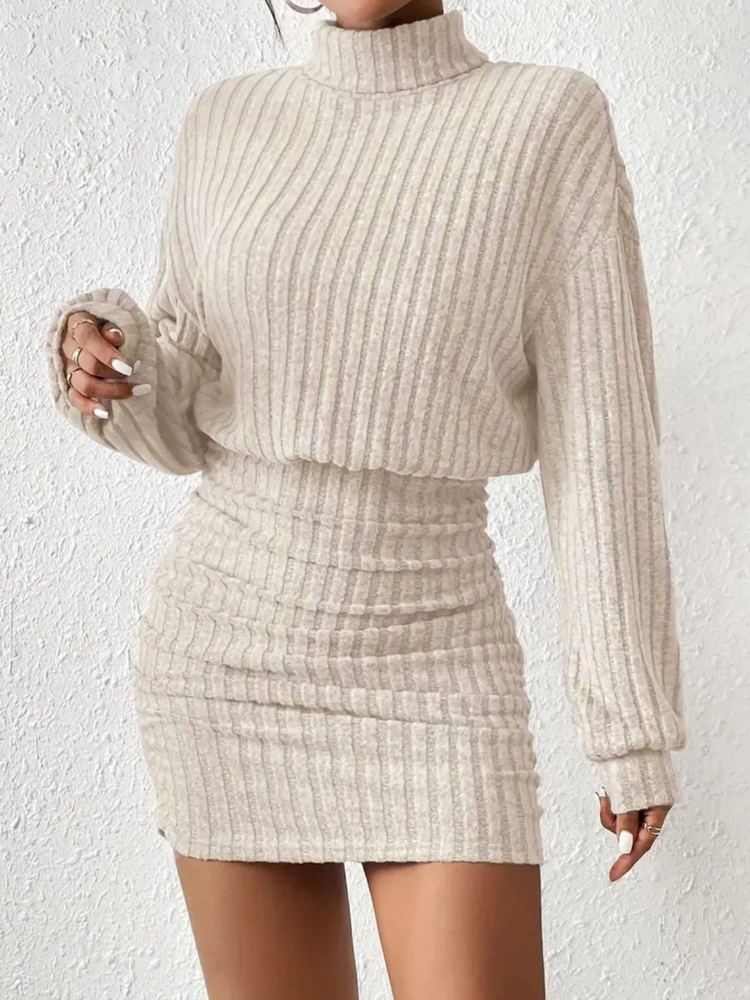 Damen Hochgeschlossener Strickpullover und Rock Drune