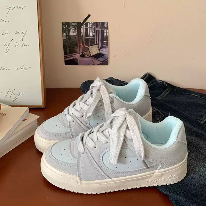 Damen Sneakers im modernen minimalistischen Design mit atmungsaktiven Oberflächen und gepolsterter Innensohle Drune