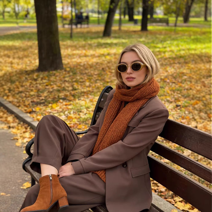 Damen Zweiteiliges Anzugset mit tailliertem Doppelreihigem Blazer und hochtaillierter Bundfaltenhose Drune