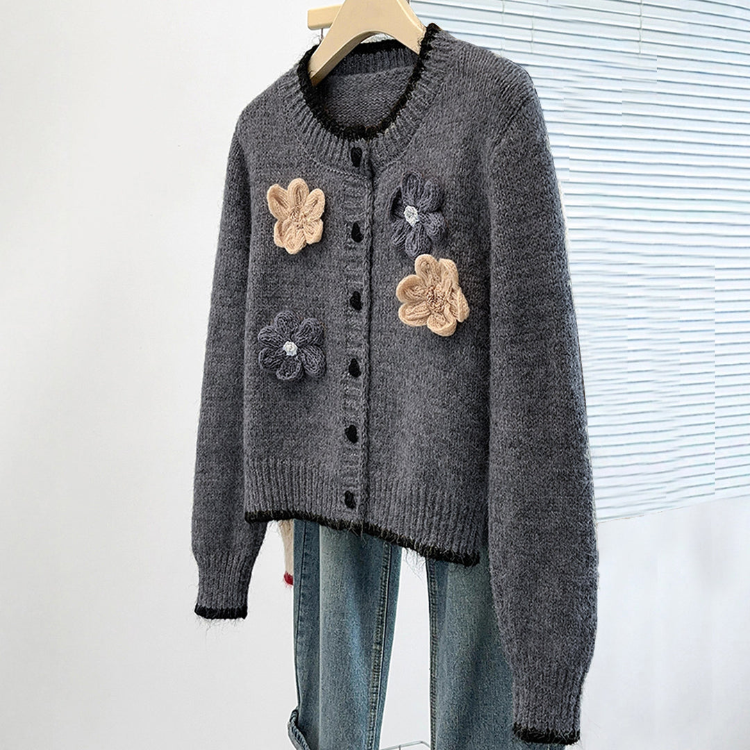 Damen Kuscheliger Strickcardigan mit Blumenapplikationen Drune