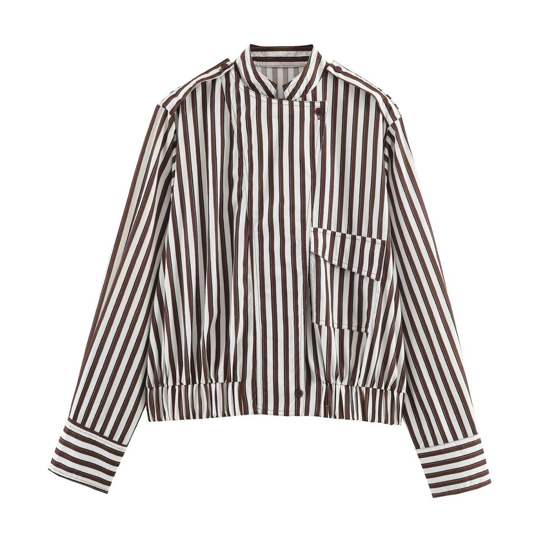 Damen Gestreifte Cropped‑Hemdblusen‑Jacke mit Stehkragen, asymmetrischer Klappentasche und elastischem Saum Drune