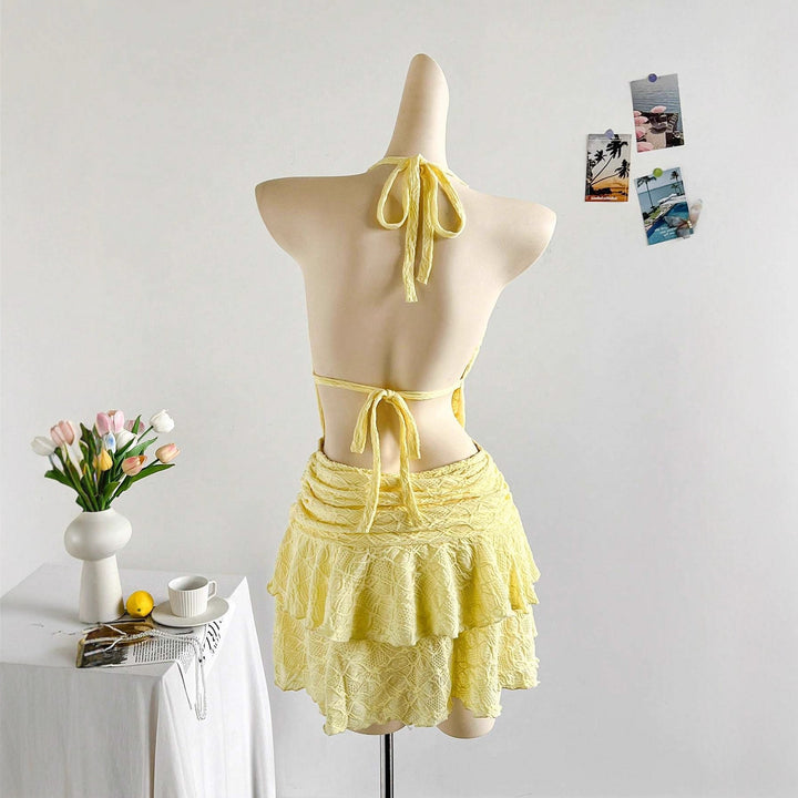 Damen Minikleid mit raffiniertem Wickel-Ausschnitt und dekorativen Rüschen Drune