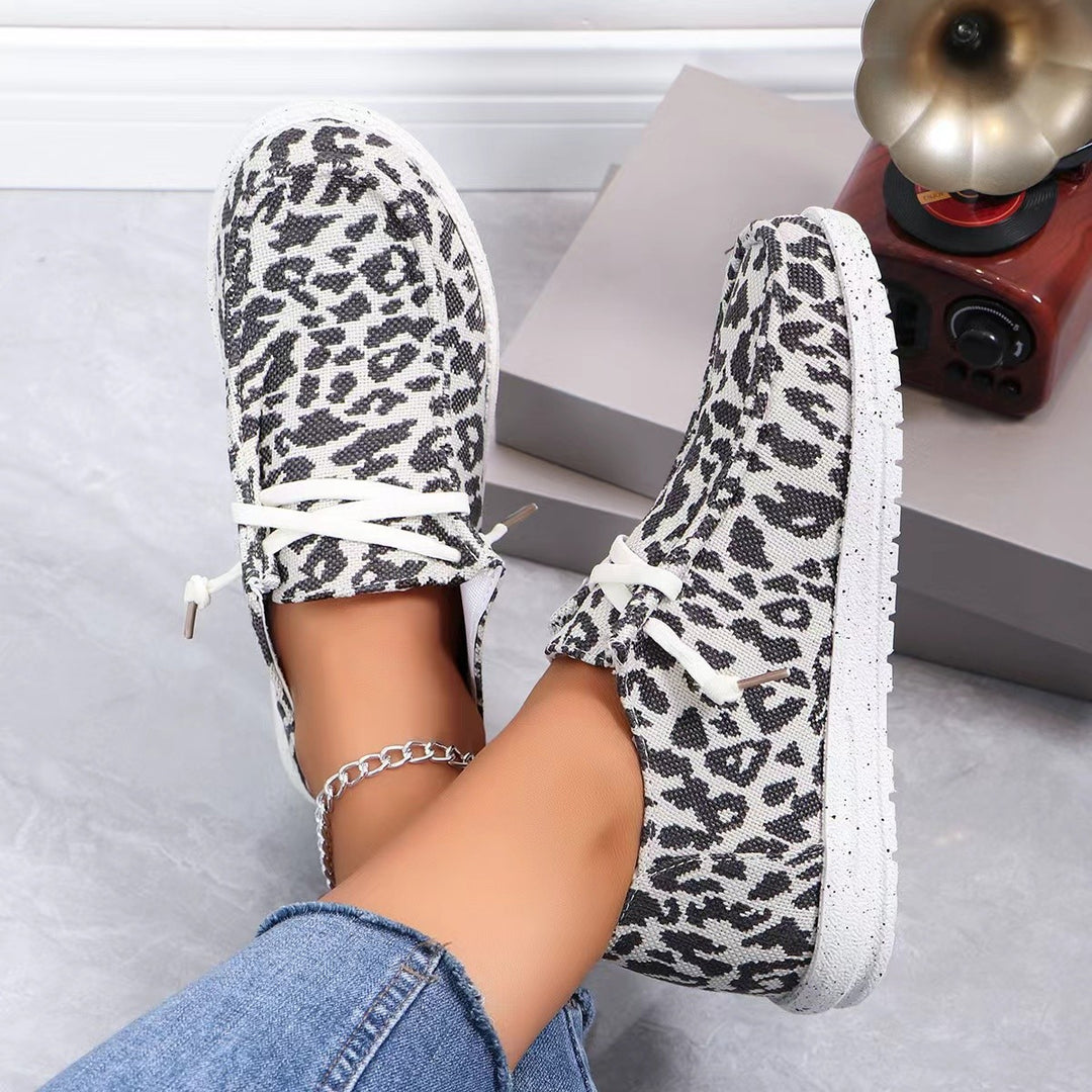 Damen Slip-On Sneaker im Leoprint mit Canvas-Obermaterial und elastischem Schnürband Drune