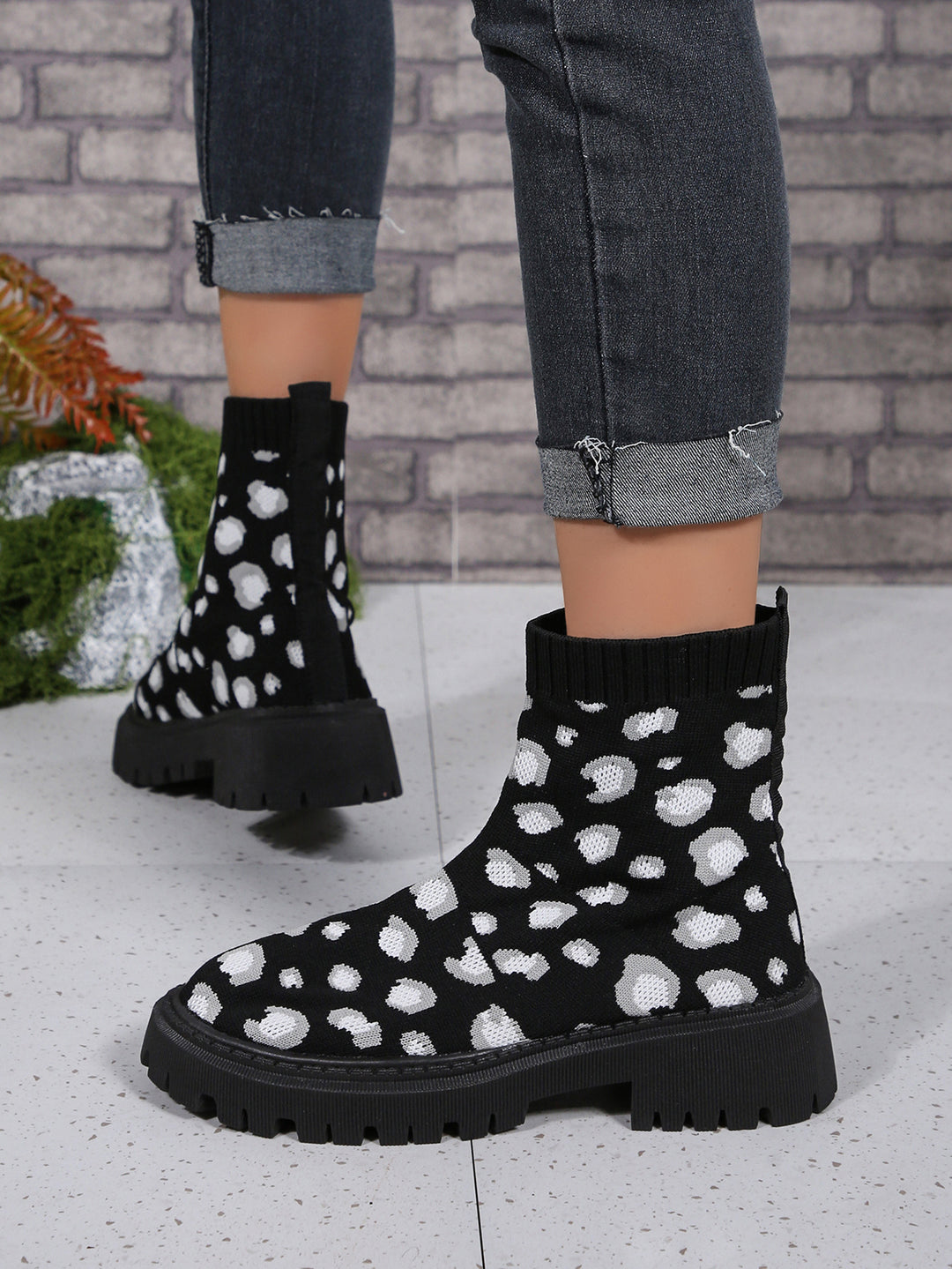 Damen Strick-Sockenboots mit geometrischer Stepp-Optik und klobiger Lug-Sohle Drune