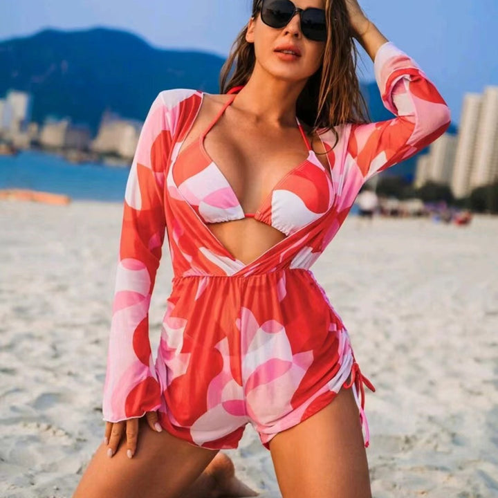 Damen Strandoutfit mit luftiger Tunika und Bikini Drune