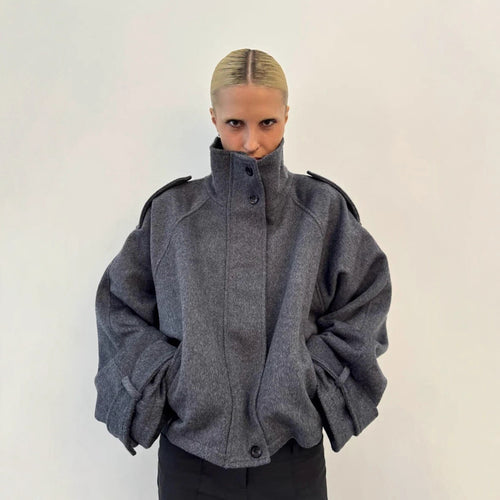 Damen Kurze Oversize Wolljacke mit Stehkragen und Schulterklappen Drune