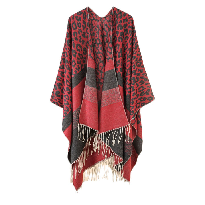 Damen Oversize-Ruana mit Leo-Jacquard, Fransen und weichem Wollmix Drune