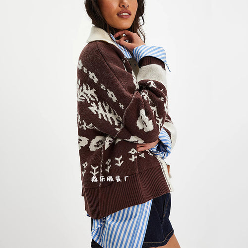 Damen Strickjacke mit floralem Muster und kleinen Knöpfen Drune