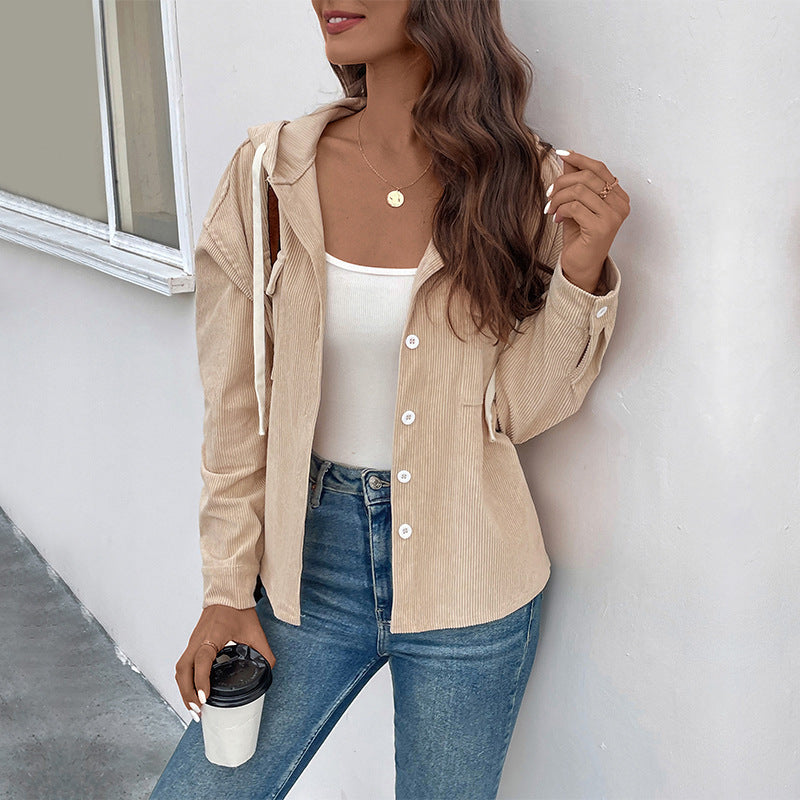 Damen Cordjacke mit Kapuze und Knopfdetails Drune