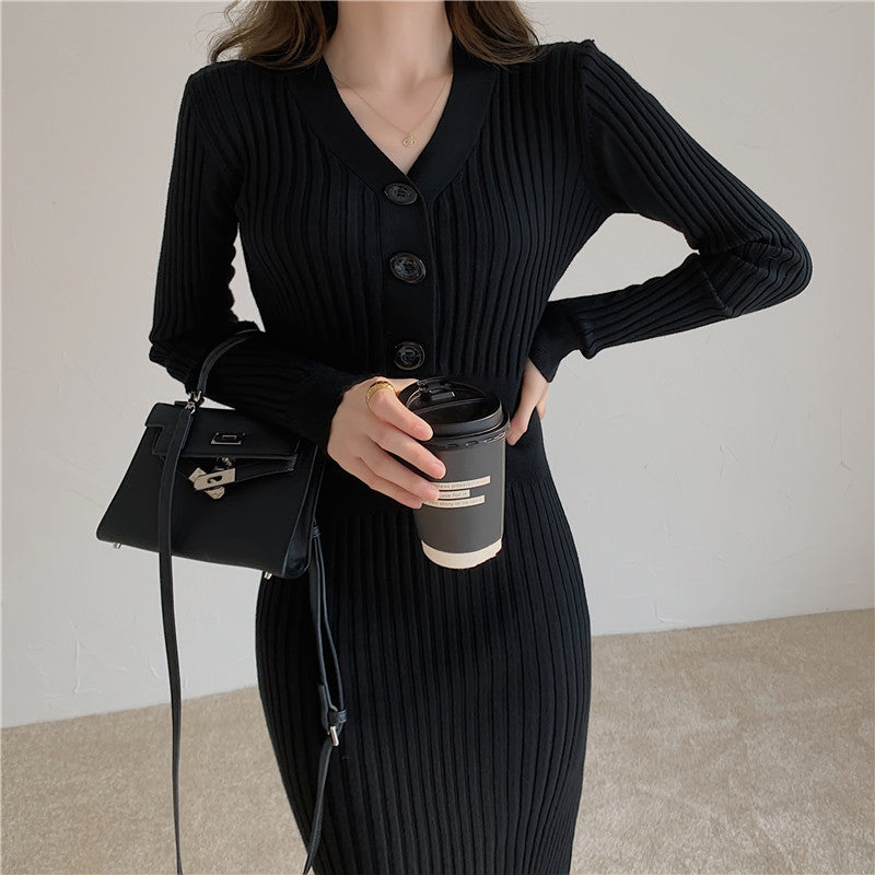 Damen Langarm-Strickkleid mit V-Ausschnitt und Knopfdetails Drune
