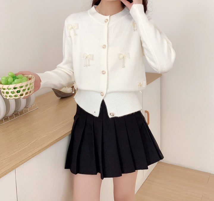 Damen Strickjacke mit Spitzenverzierungen und Knopfdetails Drune