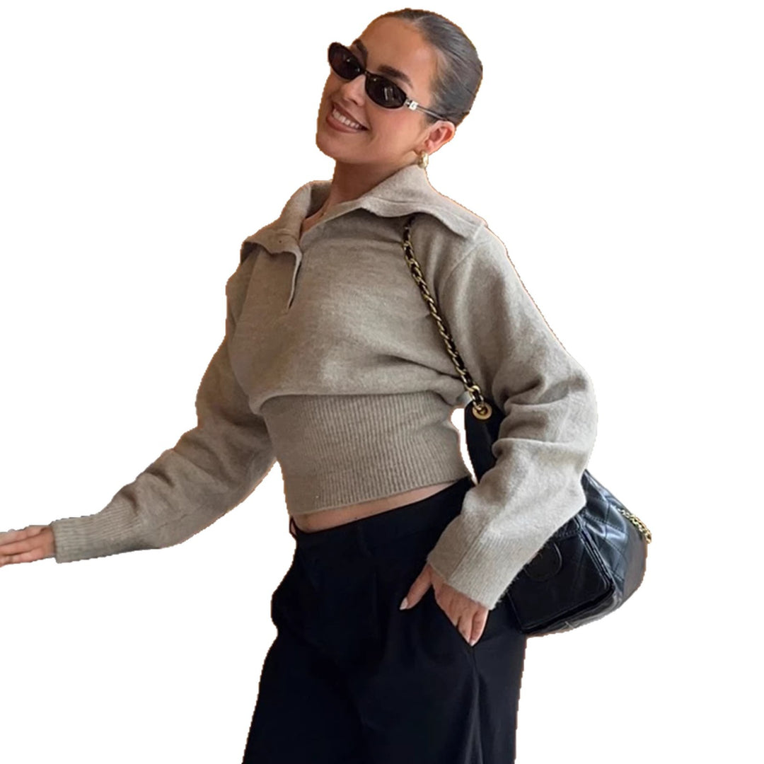 Damen Kurzgeschnittener Feinstrickpullover mit Polokragen und breitem Rippbund Drune