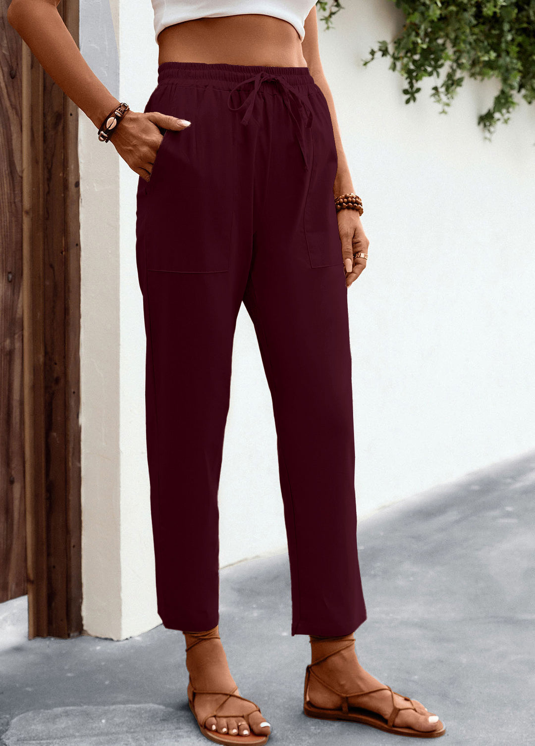 Damen Leichte High‑Waist Chino‑Hose mit Tunnelzug, aufgesetzten Taschen und gekürztem Knöchel‑Schnitt Drune
