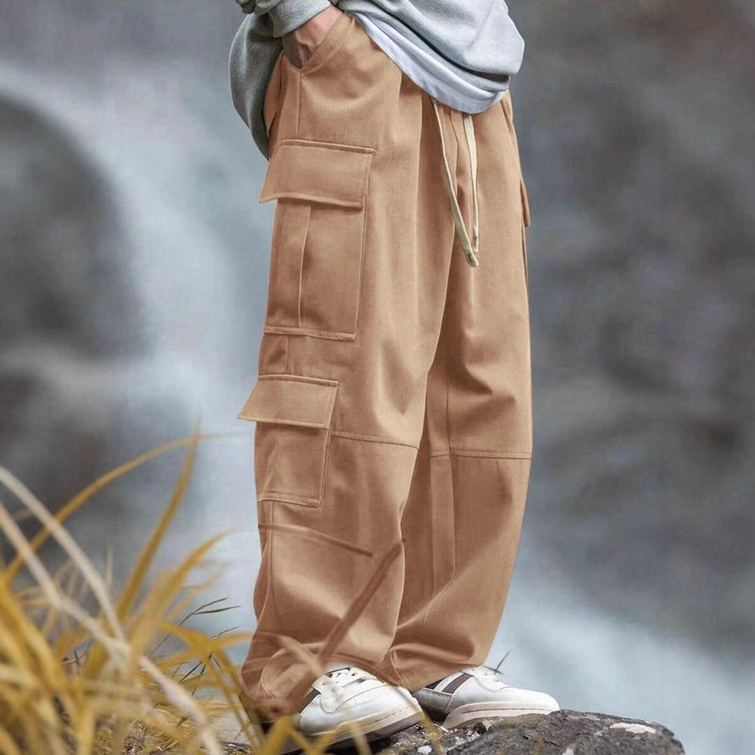 Herren weite Cargo-Hose mit Mehrfachtaschen, Tunnelzug und verstärkten Kniepartien Drune