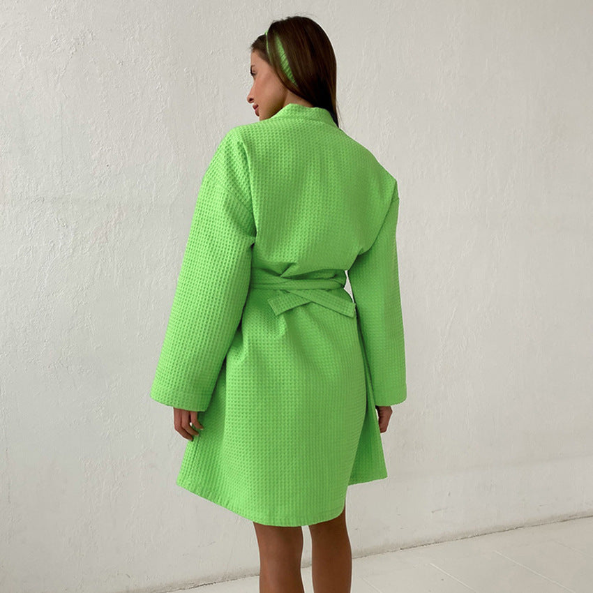 Damen Bademantel aus hochwertigem Baumwollmix mit Gürtel und praktischen Taschen Drune