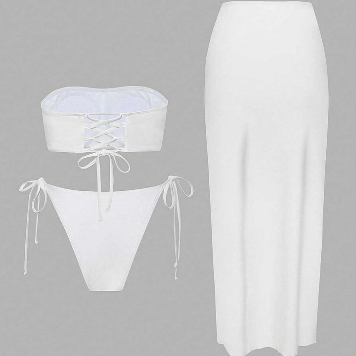 Damen Bikini-Set mit elegantem Bandeau-Oberteil und verspieltem Maxirock Drune