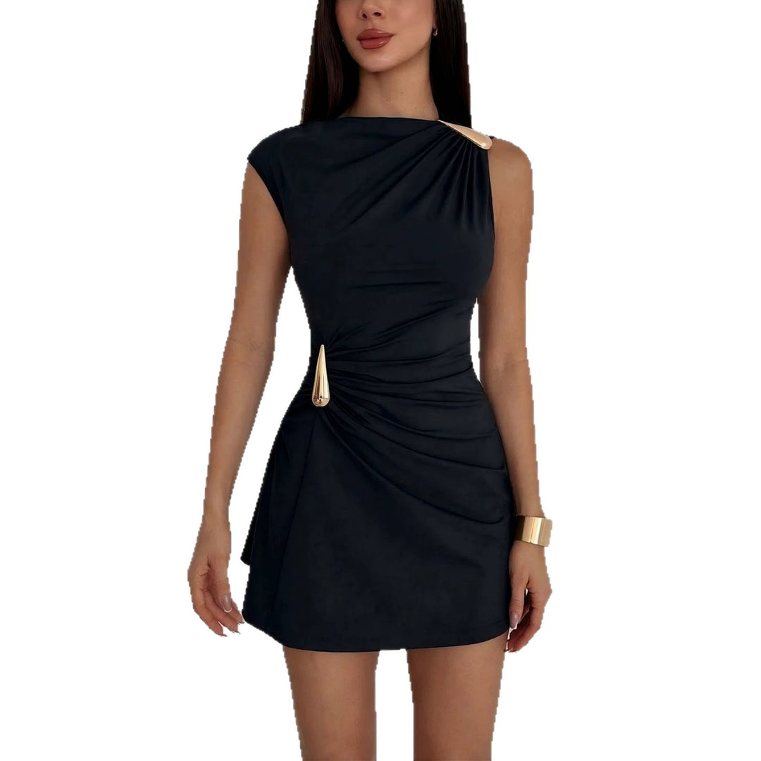 Damen nan tailliertes Ein-Schulter-Minikleid mit seitlicher Raffungs-Applikation und dekorativen Ringschließen Drune