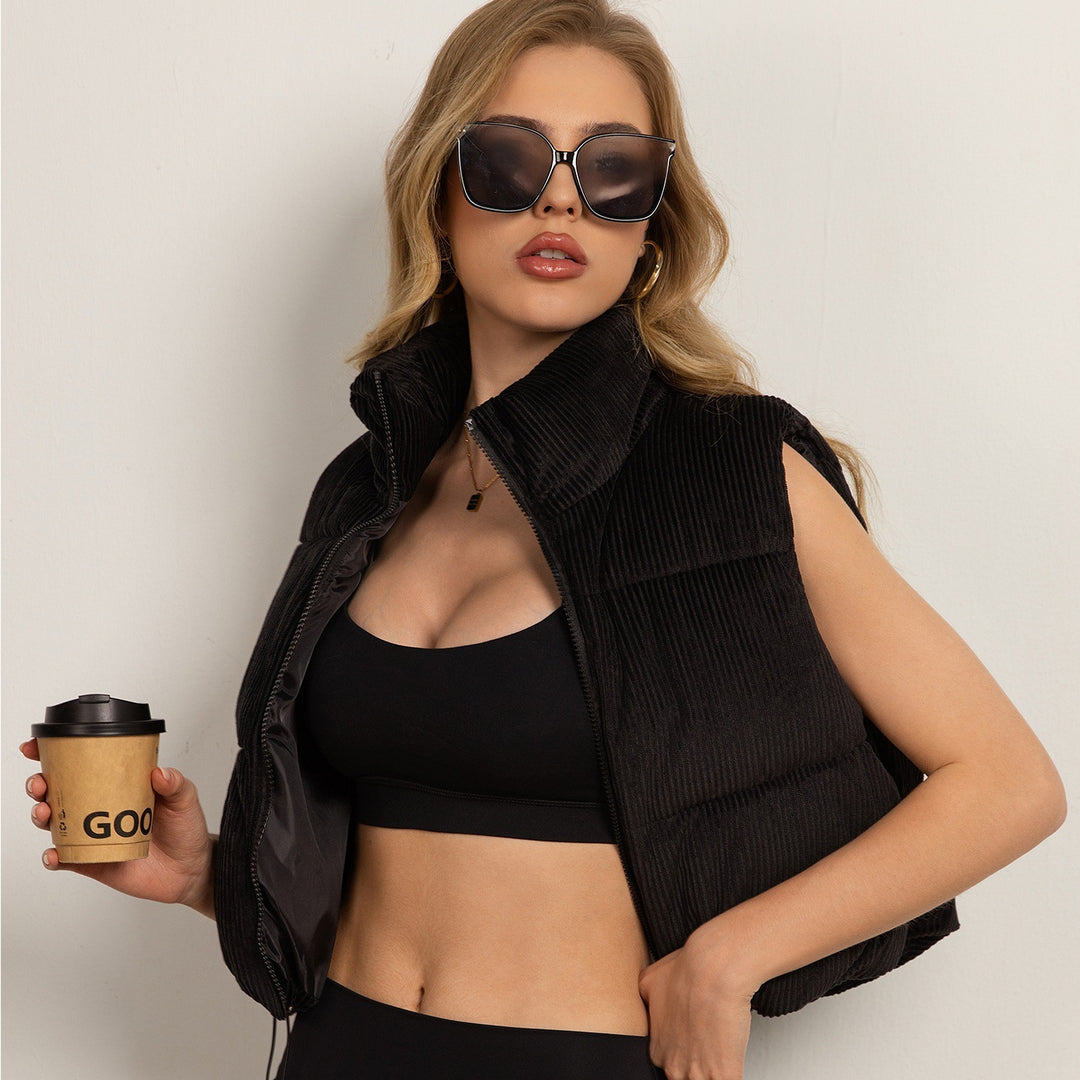 Damen Steppweste aus Cord, kurz geschnitten mit hohem Stehkragen Drune