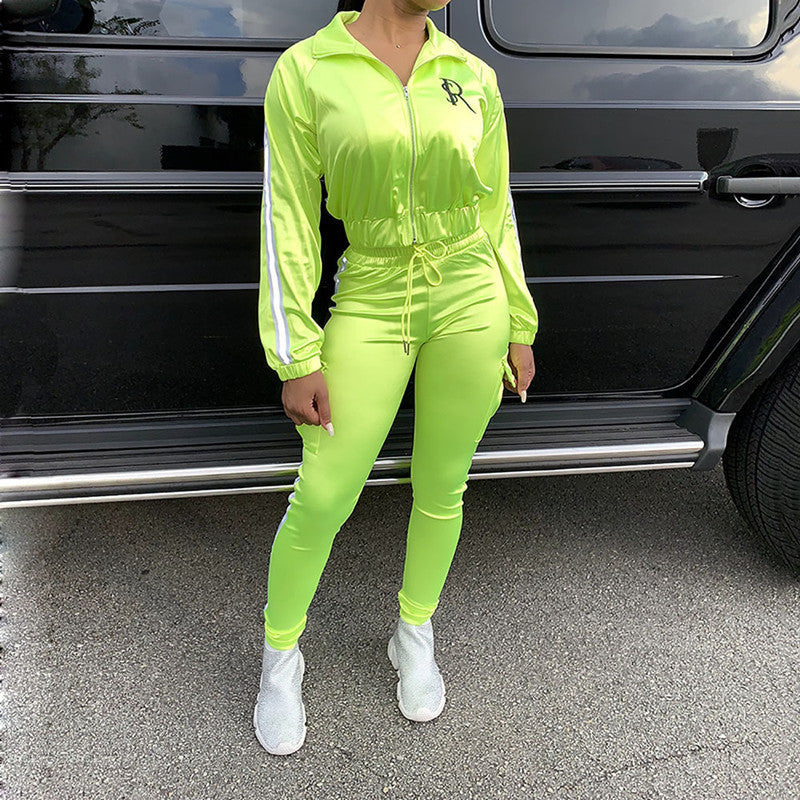 Damen Satin-Jogginganzug-Set mit Reißverschlussjacke, Seitenstreifen und Cargo-Taschen Drune