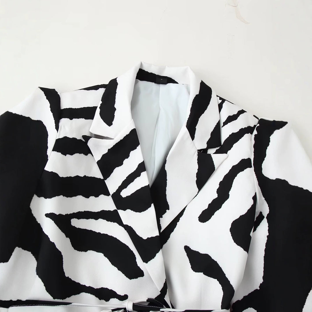 Damen Blazer mit Zebra-Print, tailliertem Bindegürtel und Cut-Out-Schultern Drune