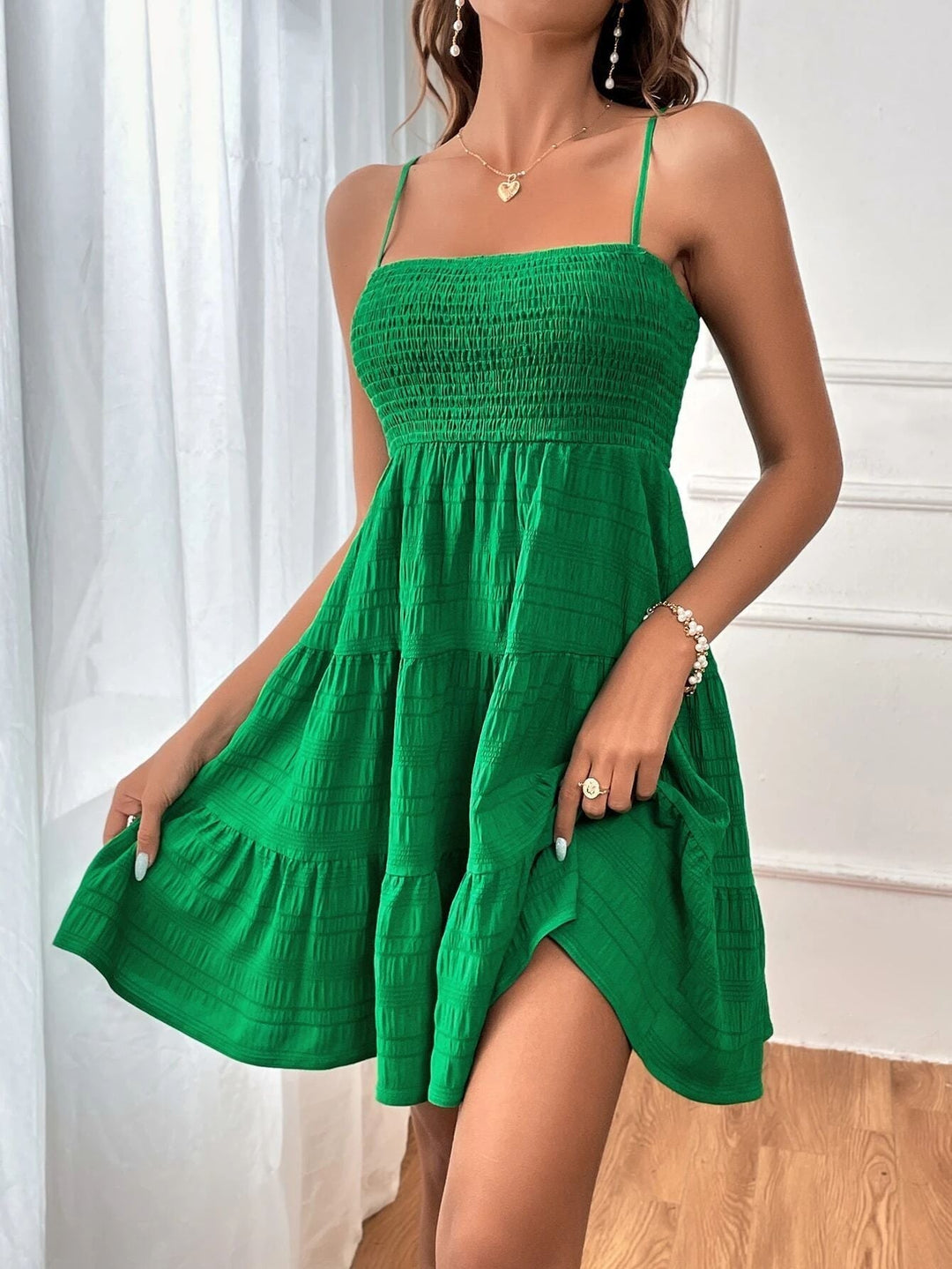 Damen Freizeitkleid mit Schmalen Trägern und Rüschendetails Drune