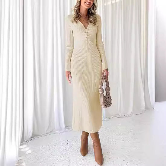 Damen elegantes Strickkleid mit tiefem V-Ausschnitt und figurschmeichelnder Rippstruktur Drune