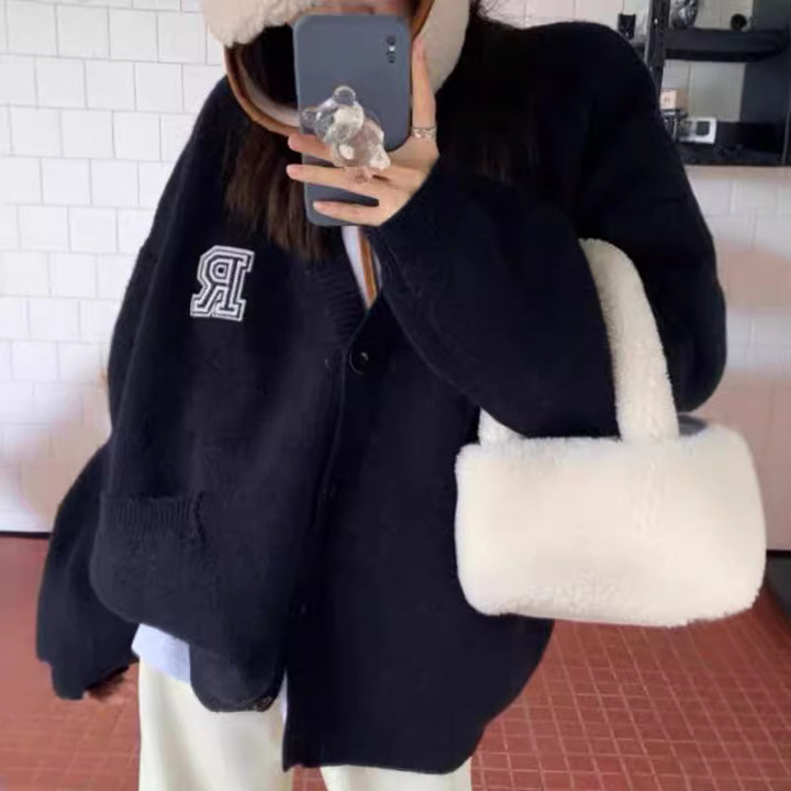 Damen lässige Strickjacke mit aufgesetzten Taschen und Knopfverschluss Drune
