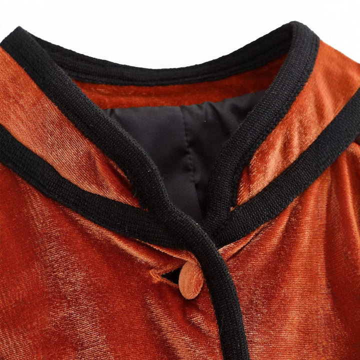 Damen Samtjacke im Blazer-Stil mit Stehkragen und bezogenen Knöpfen Drune