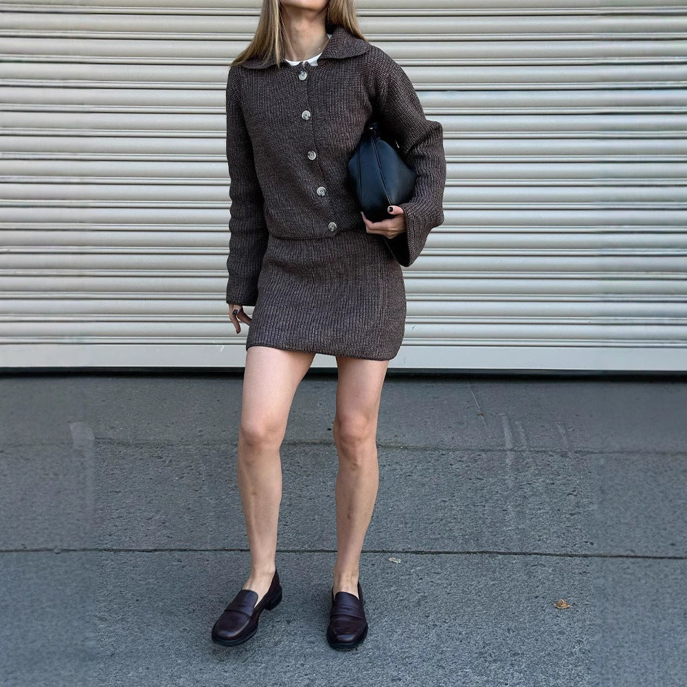 Damen Strickjacke mit modernen Knopfdetails Drune